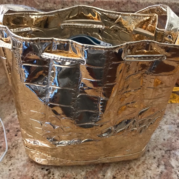Gold Shiny Shoulder Bag - Picture 5 of 7